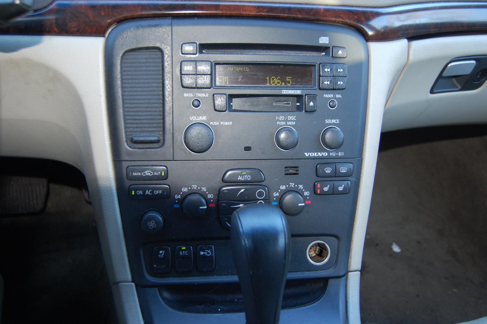 2004 Black /Gray leather Volvo S80 2.5t (YV1TS59H541) with an 2.5 liter turbo 5 cylinder engine, Automatic transmission, located at 6528 Lower York Road, New Hope, PA, 18938, (215) 862-9555, 40.358707, -74.977882 - Here for sale is a freshly traded, well serviced 2004 Volvo S80 2.5T sedan. Under the hood is a good running 2.5 liter turbocharged 5 cylinder which puts power to the front wheels via a smooth shifting automatic transmission. Features include; Gray leather interior, keyless entry system, one maste - Photo#14